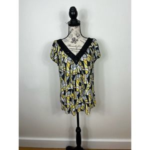 Perceptions yellow gray white and black V-neck short sleeve blouse